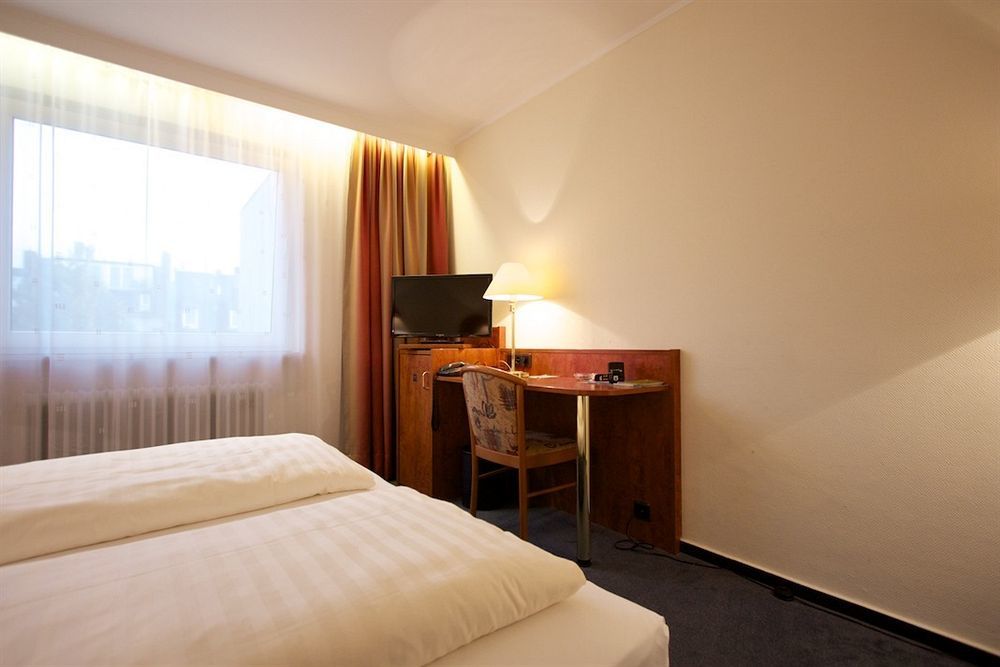 Falk Hotel Франкфурт-на-Майне Экстерьер фото