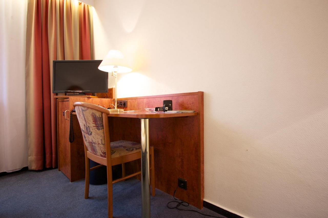 Falk Hotel Франкфурт-на-Майне Экстерьер фото
